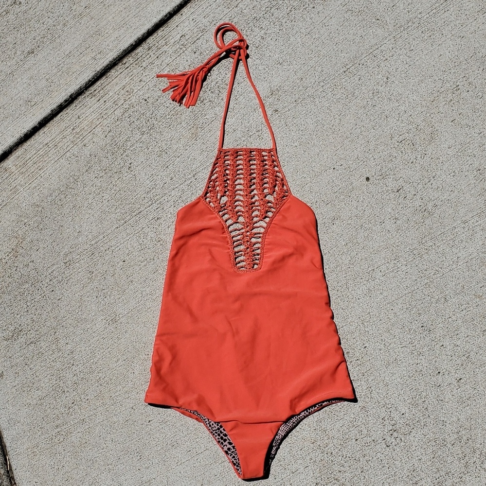*SOLD* Acacia Teahupoo one piece in Red Hibiscus